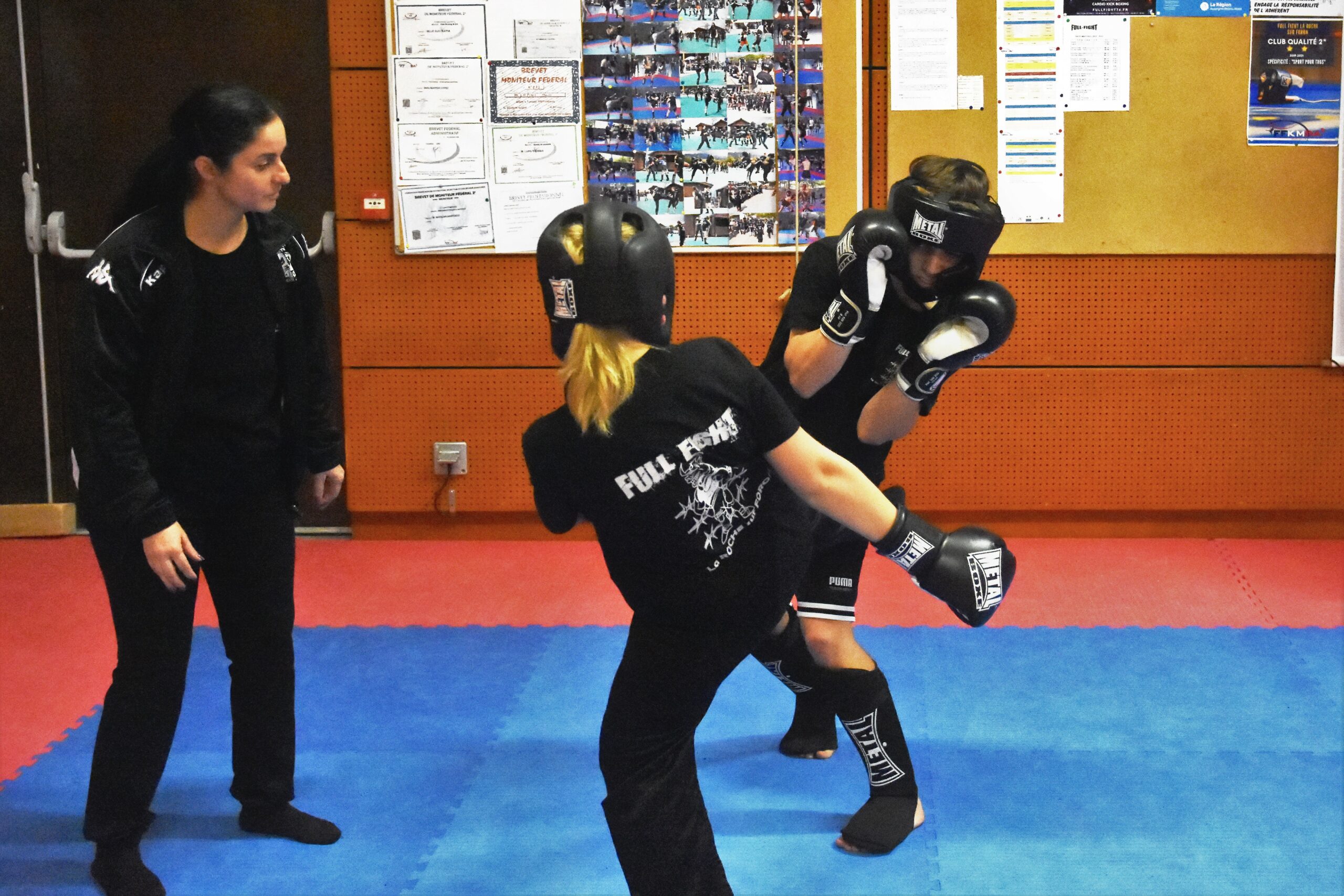 You are currently viewing Stage de kick-boxing à Saint-Julien-en-Genevois.